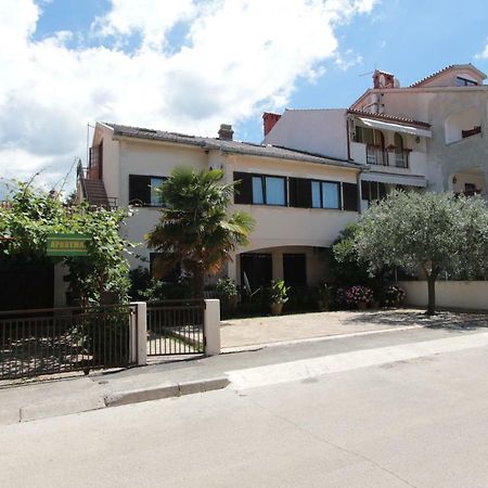Danica Apartment Fažana Exterior foto